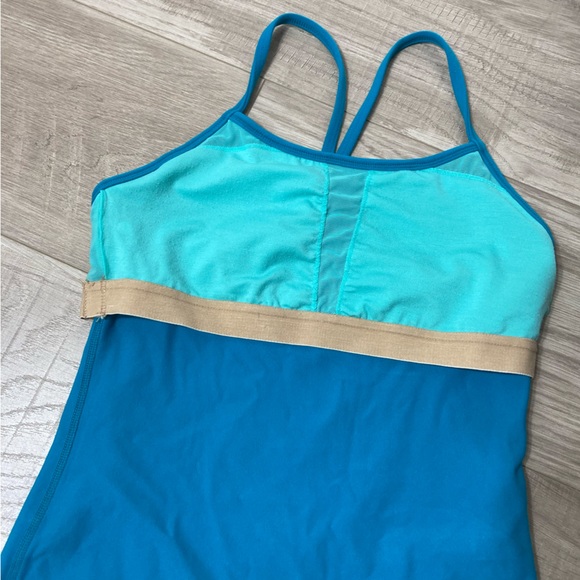 Lululemon Power Y Tank in Viridian Green - Picture 9 of 11